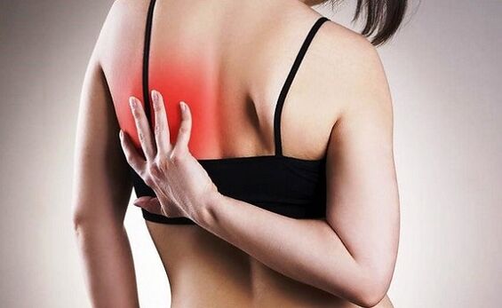 Πόνος κάτω από την αριστερή ωμοπλάτη από πίσω